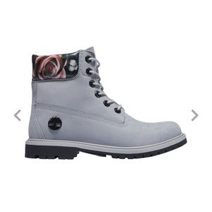 Timberland Women's 6" Heritage Waterproof Boots
